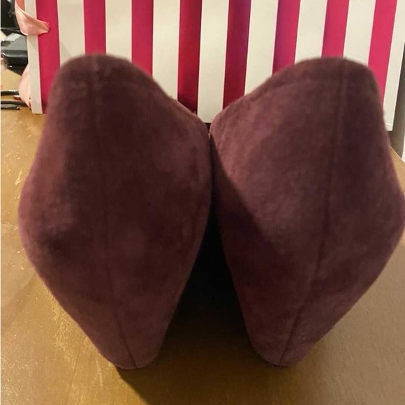 Franco Sarto Wedge Pumps - Picture 2 of 4